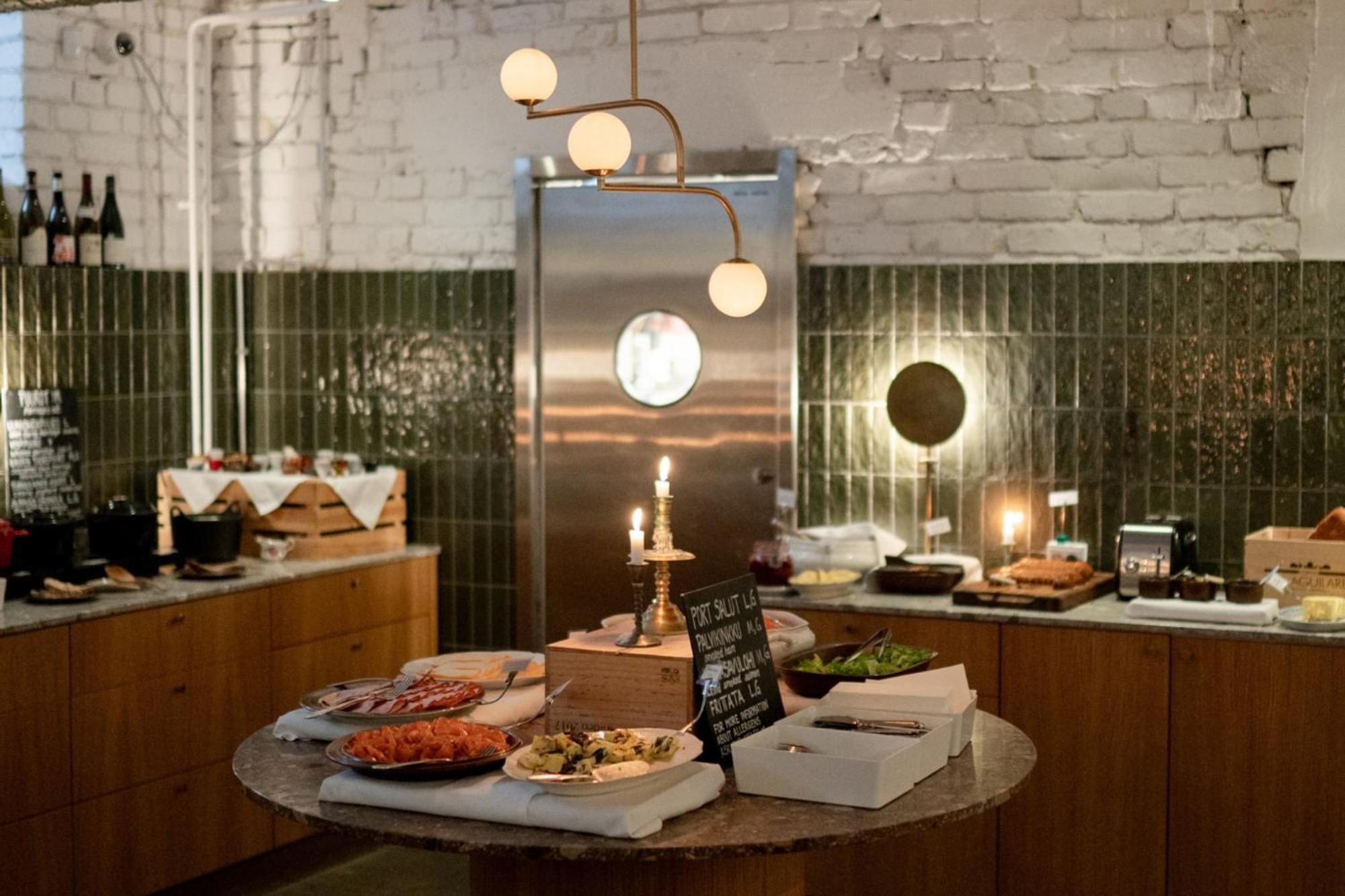 The Folks Hotel Konepaja Helsinki Exterior foto