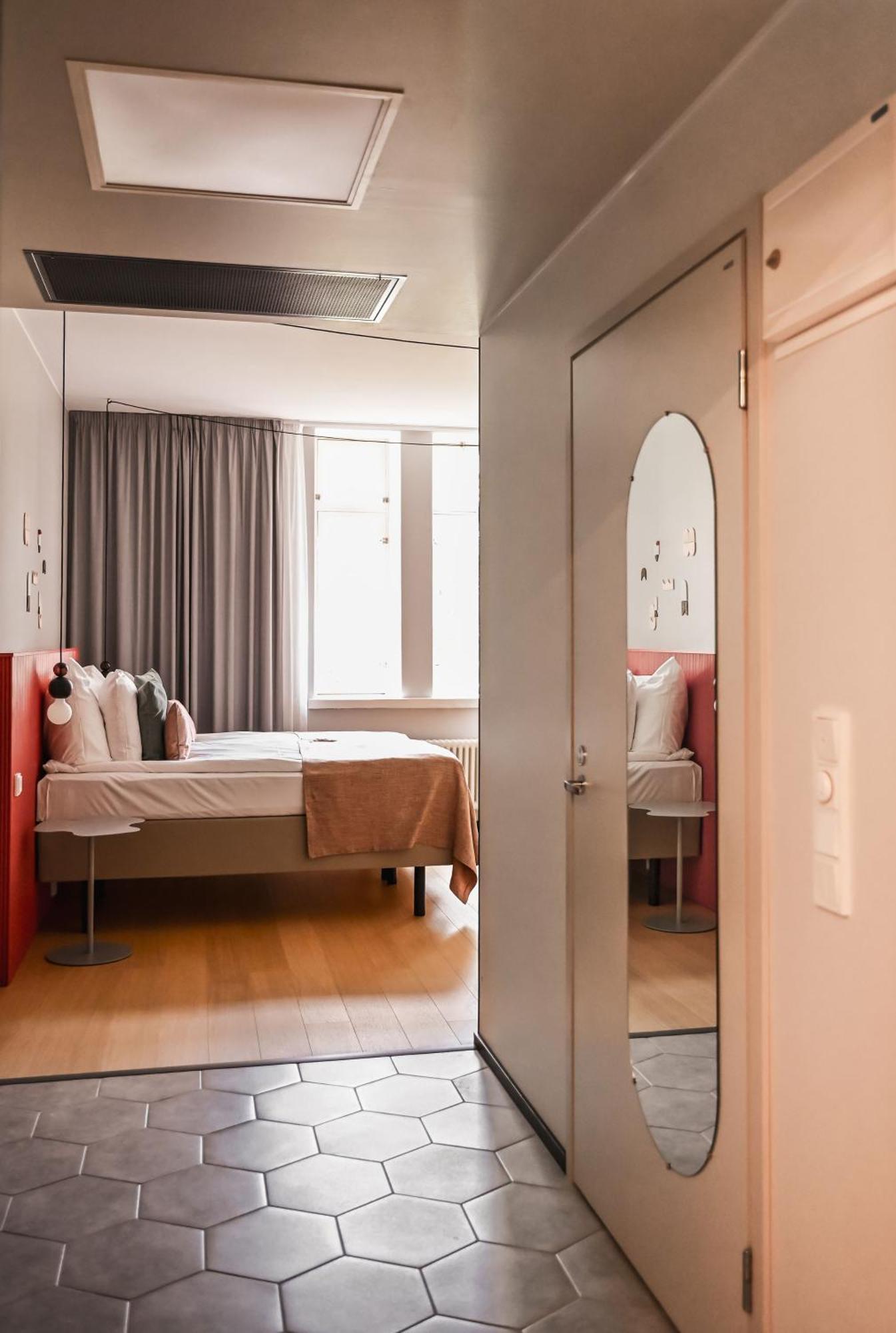 The Folks Hotel Konepaja Helsinki Exterior foto